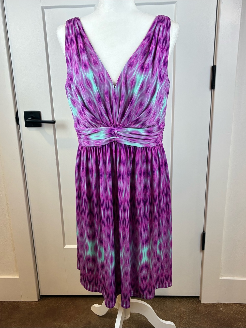 Ivy & Blue Maggie Boutique Sleeveless V-Neck Purple Aqua Summer Dress Size 12  i